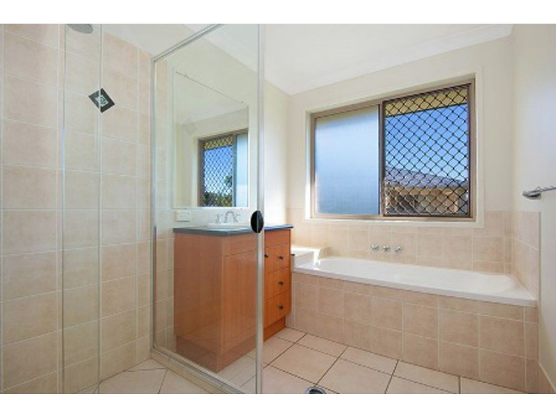 25 Borumba Court, Narangba QLD 4504