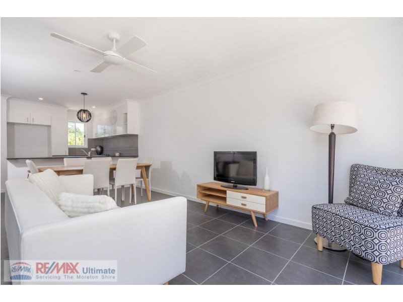 4-6 Regina Avenue, Ningi QLD 4511