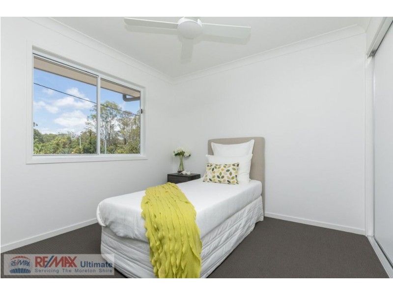 4-6 Regina Avenue, Ningi QLD 4511