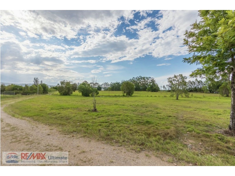 624 Caboolture River Road, Upper Caboolture QLD 4510