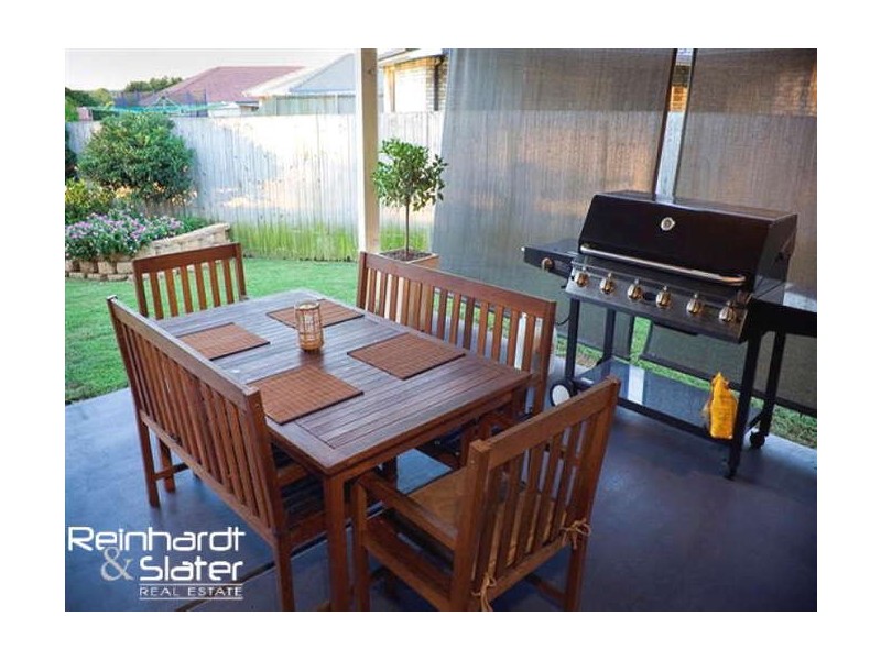 30 Blue Mountain Cres, Warner QLD 4500