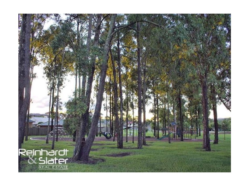 30 Blue Mountain Cres, Warner QLD 4500