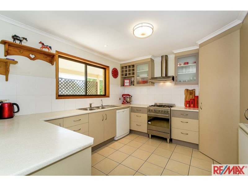 90 Cockatoo Court, Caboolture QLD 4510