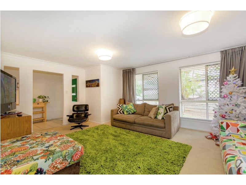 4 Abernant Court, Dakabin QLD 4503