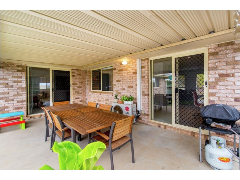4 Abernant Court, Dakabin QLD 4503