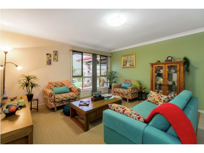 9 Seabiscuit Crescent, Kallangur QLD 4503