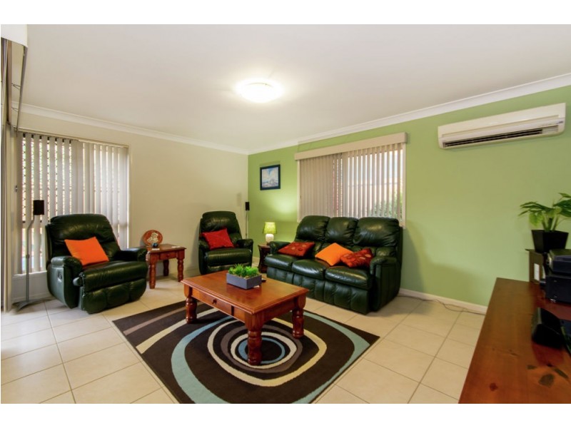 9 Seabiscuit Crescent, Kallangur QLD 4503
