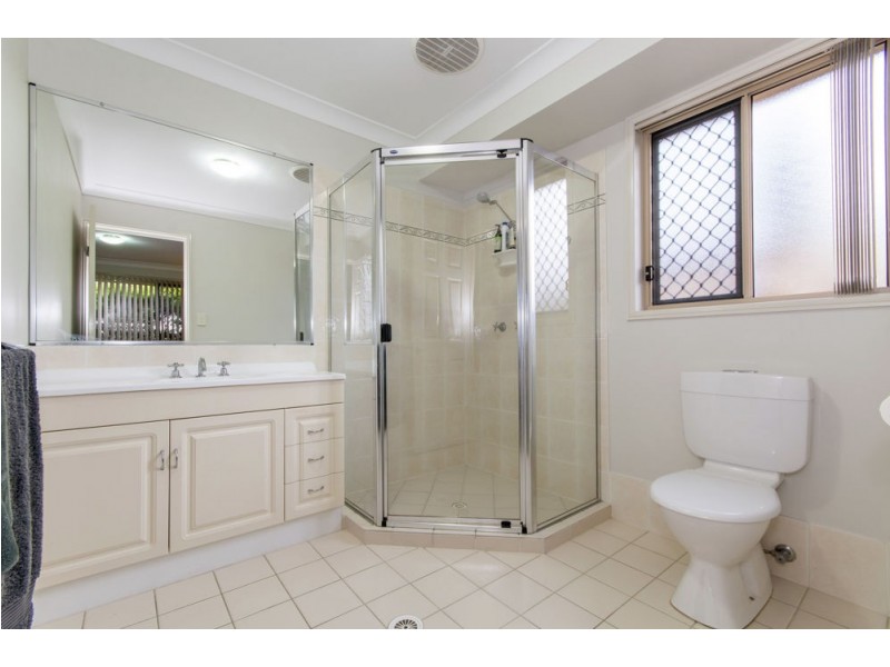 9 Seabiscuit Crescent, Kallangur QLD 4503