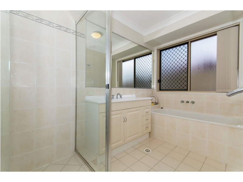 9 Seabiscuit Crescent, Kallangur QLD 4503