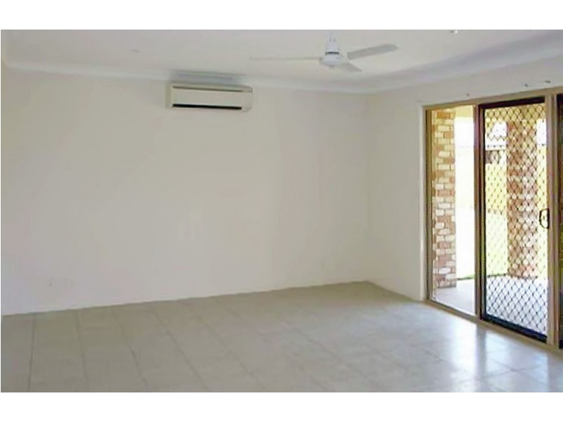 8 Hellcat Circuit, Bray Park QLD 4500