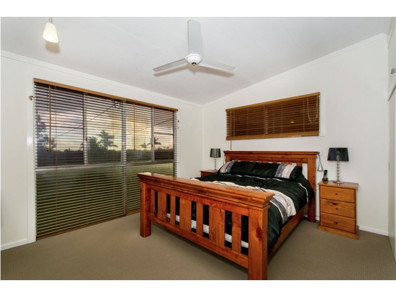 11 Windsor Street, Margate QLD 4019