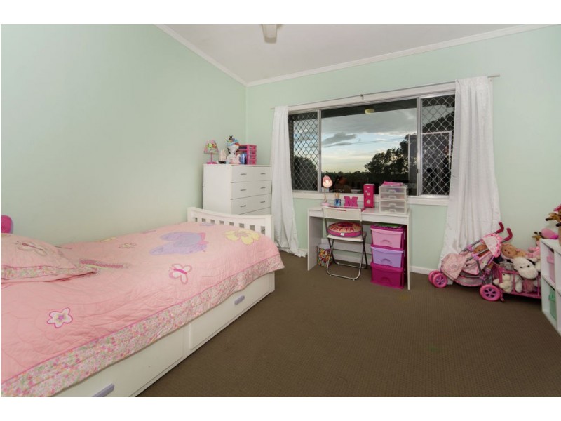 11 Windsor Street, Margate QLD 4019