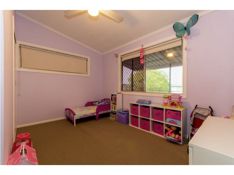 11 Windsor Street, Margate QLD 4019