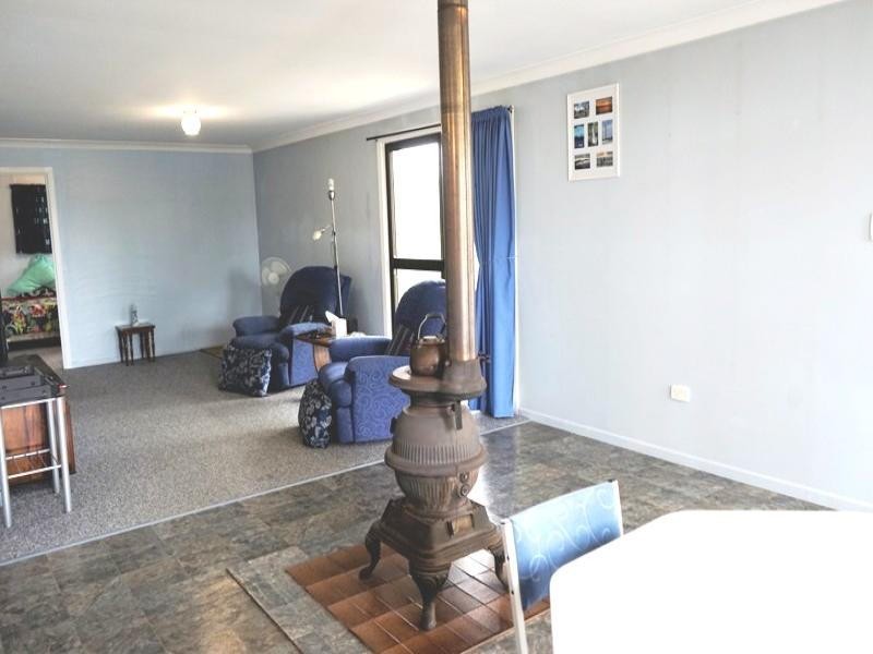 453 Villeneuve Road, Royston QLD 4515