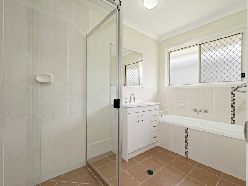 4 Britannia Court, Narangba QLD 4504