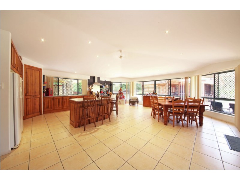 8-14 Spedito Street, Ningi QLD 4511