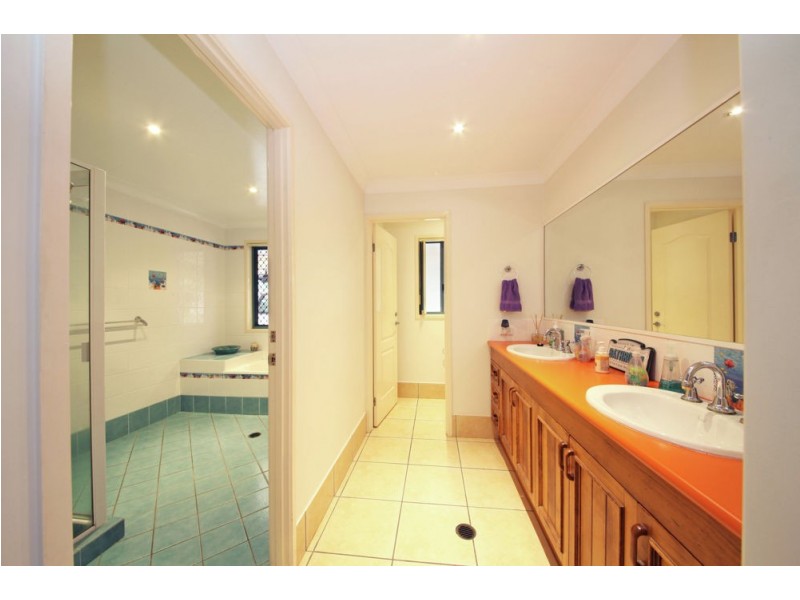 8-14 Spedito Street, Ningi QLD 4511