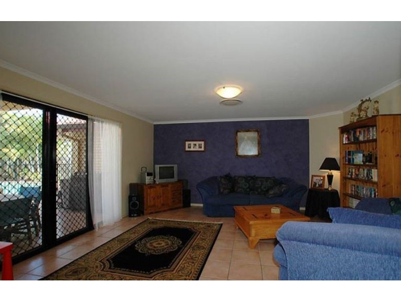 15 Chesterton Court, North Lakes QLD 4509