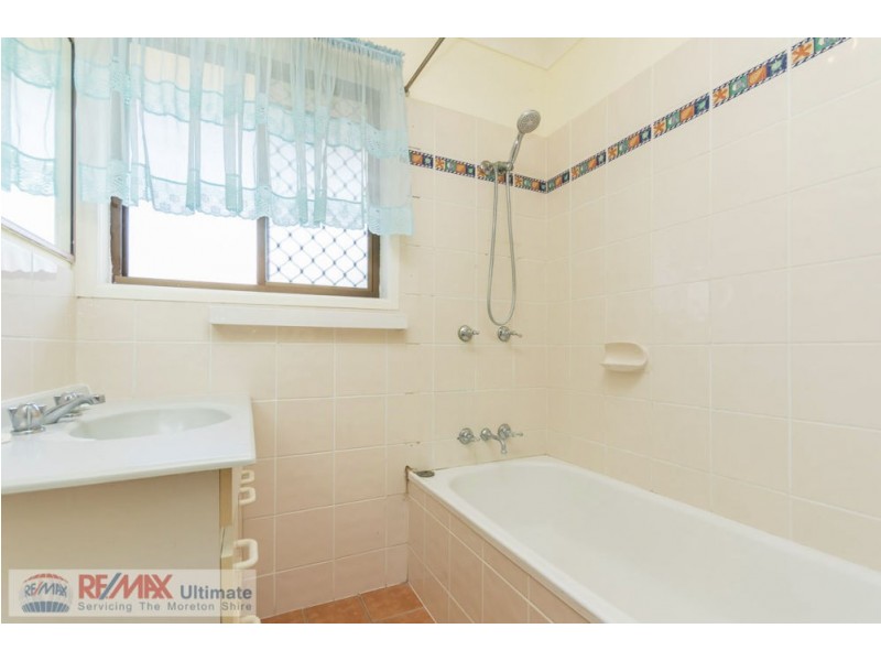 12 Kennedy Street, Kilcoy QLD 4515