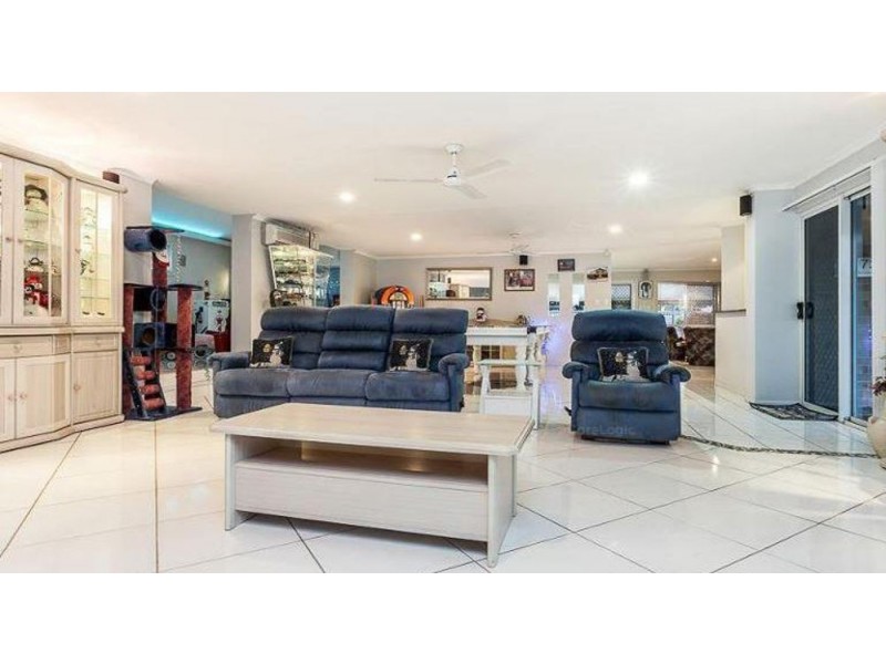 34 Chestnut Drive, Burpengary QLD 4505