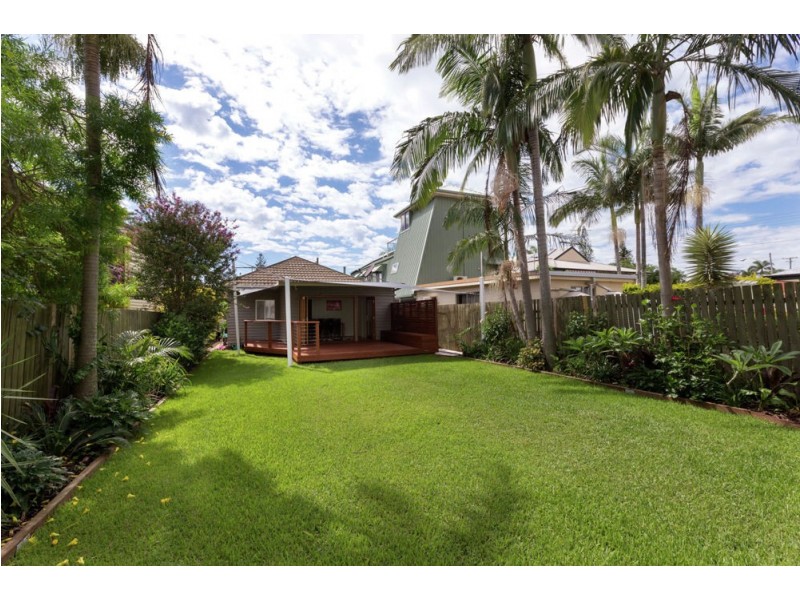 101 Prince Edward Parade, Scarborough QLD 4020