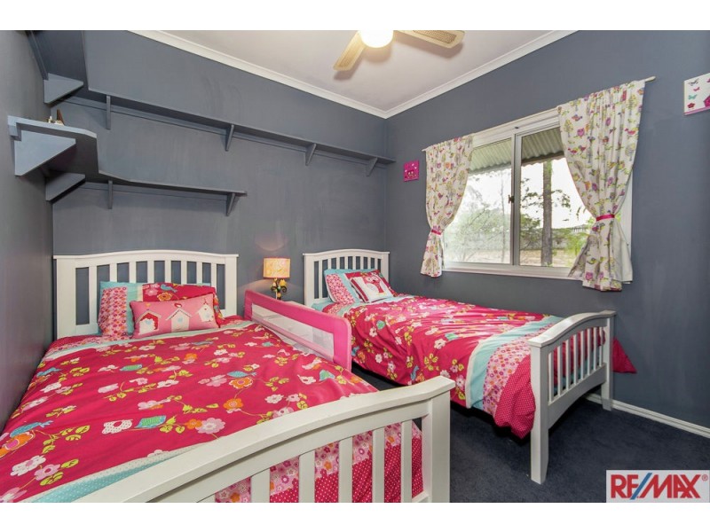 13 Glenross Place, Narangba QLD 4504