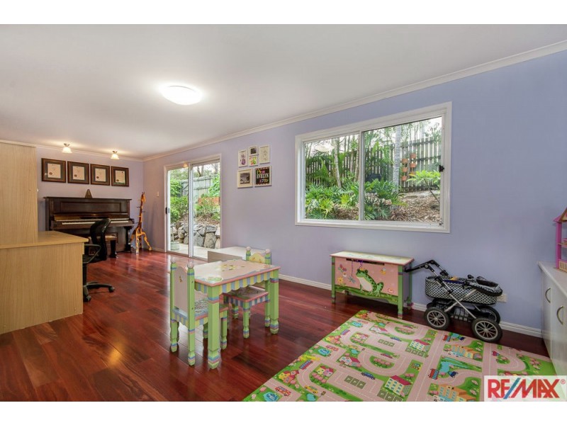 13 Glenross Place, Narangba QLD 4504