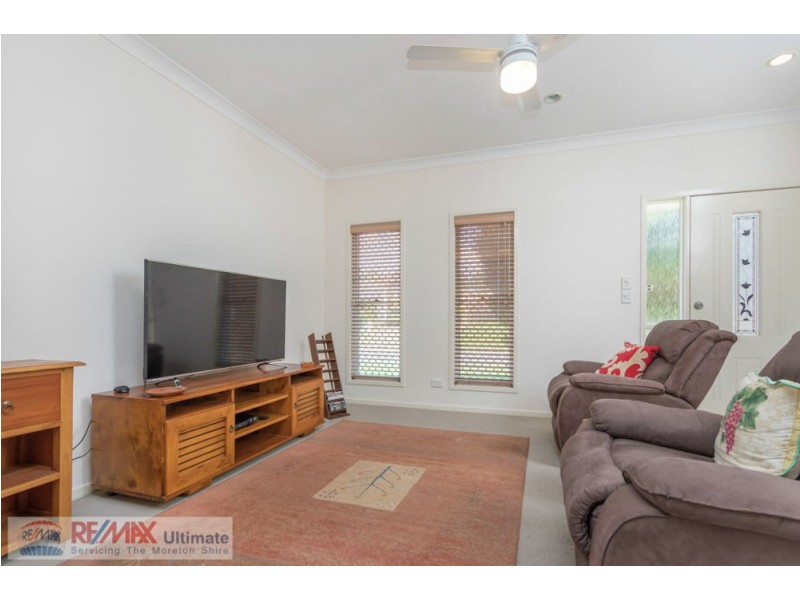 8 Neales Street, Murrumba Downs QLD 4503