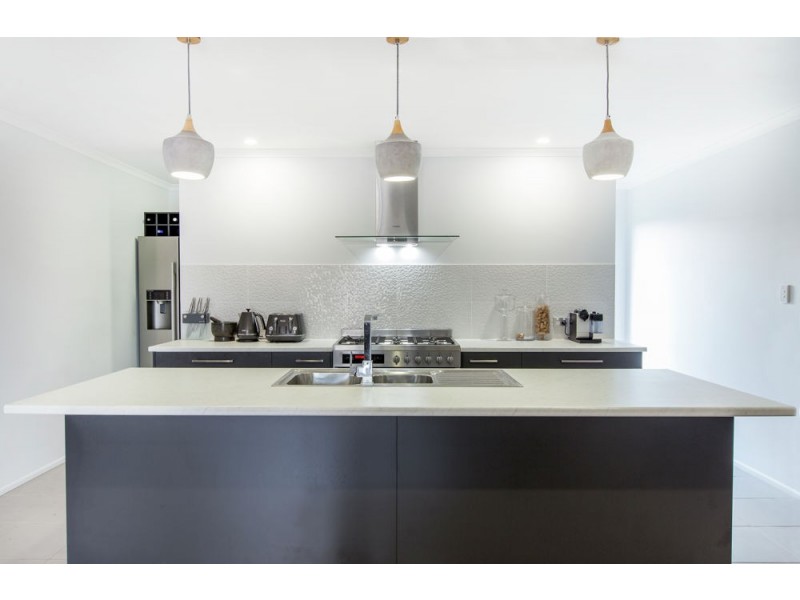 1 Grainger Circuit, Burpengary QLD 4505