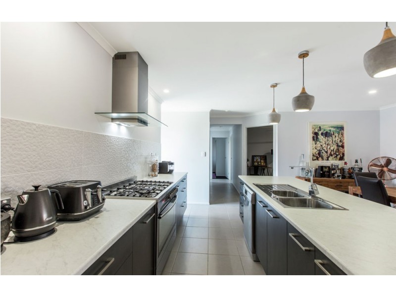 1 Grainger Circuit, Burpengary QLD 4505