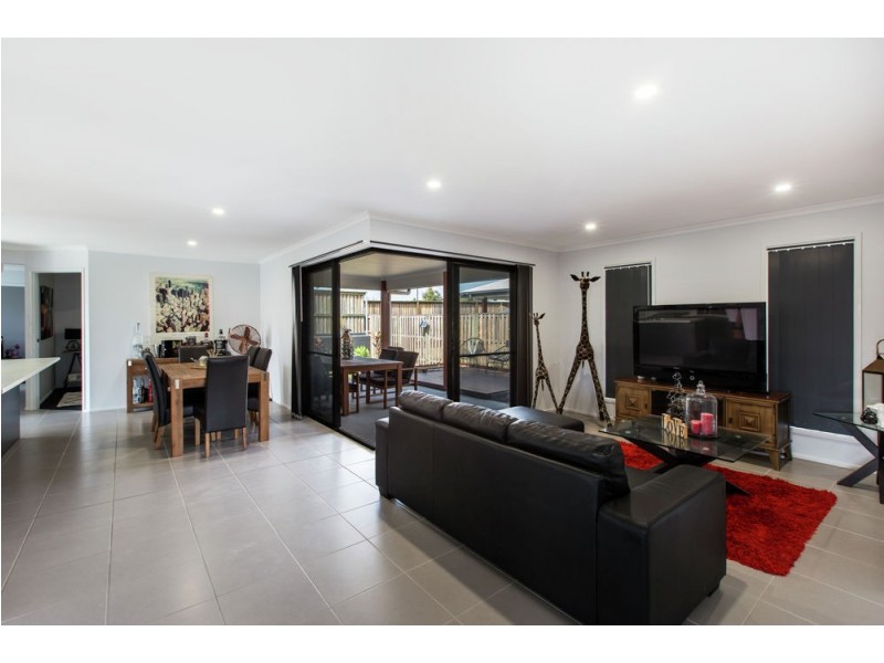 1 Grainger Circuit, Burpengary QLD 4505