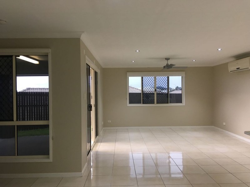 37 Chrysler, North Lakes QLD 4509