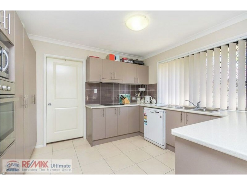 5a McKillop Street, Rothwell QLD 4022
