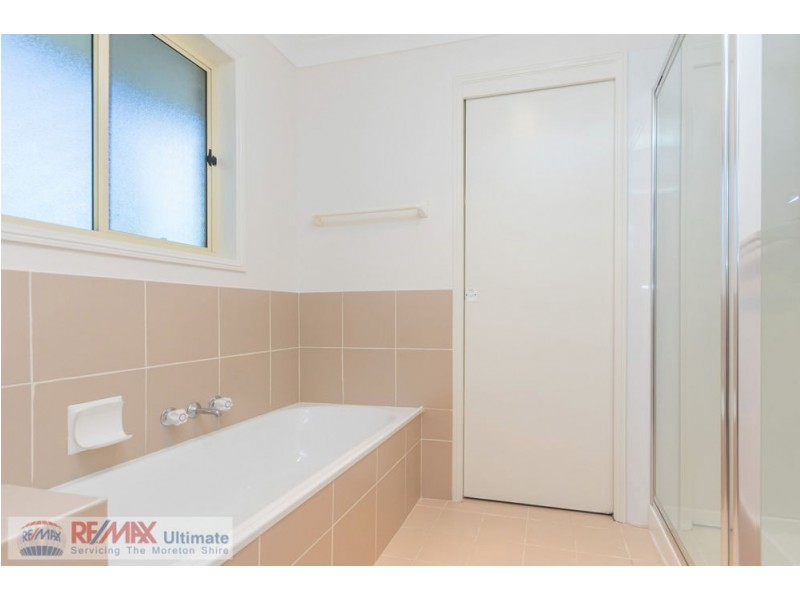 1/10 Sunnymeade Drive, Caboolture QLD 4510
