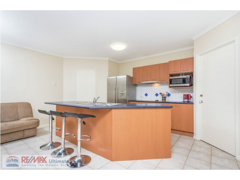 6 FARRINGTON DRIVE, Murrumba Downs QLD 4503