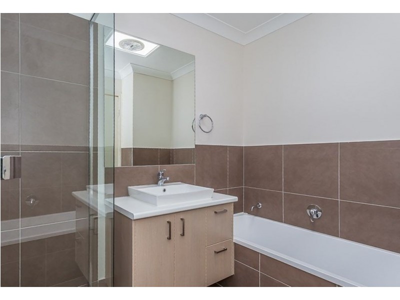 9/140 Endeavour Boulevard, North Lakes QLD 4509