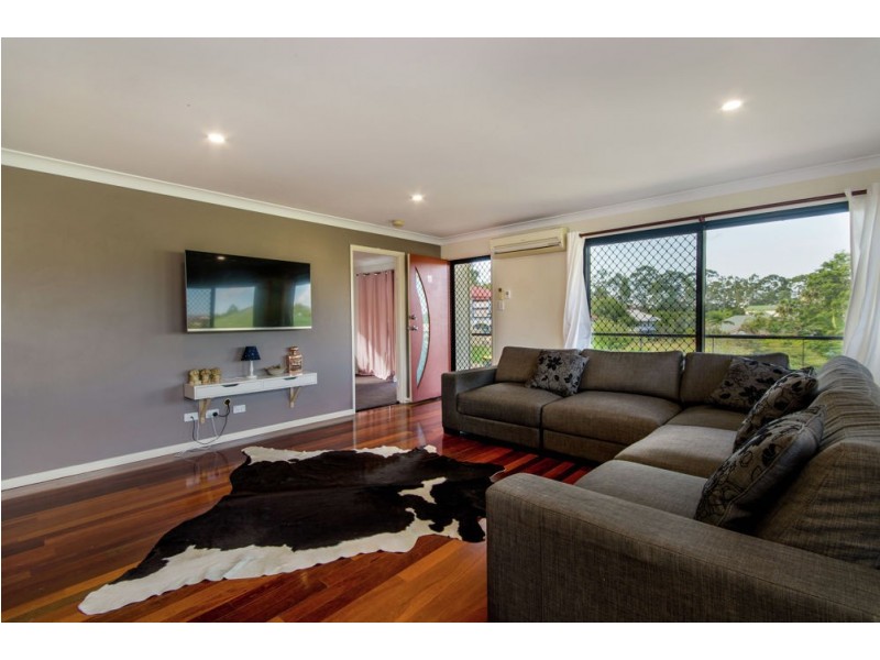 11 Glenross Place, Narangba QLD 4504