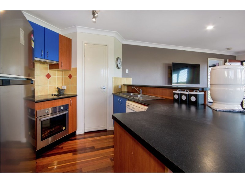 11 Glenross Place, Narangba QLD 4504