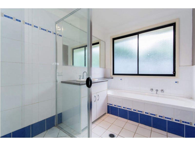 11 Glenross Place, Narangba QLD 4504