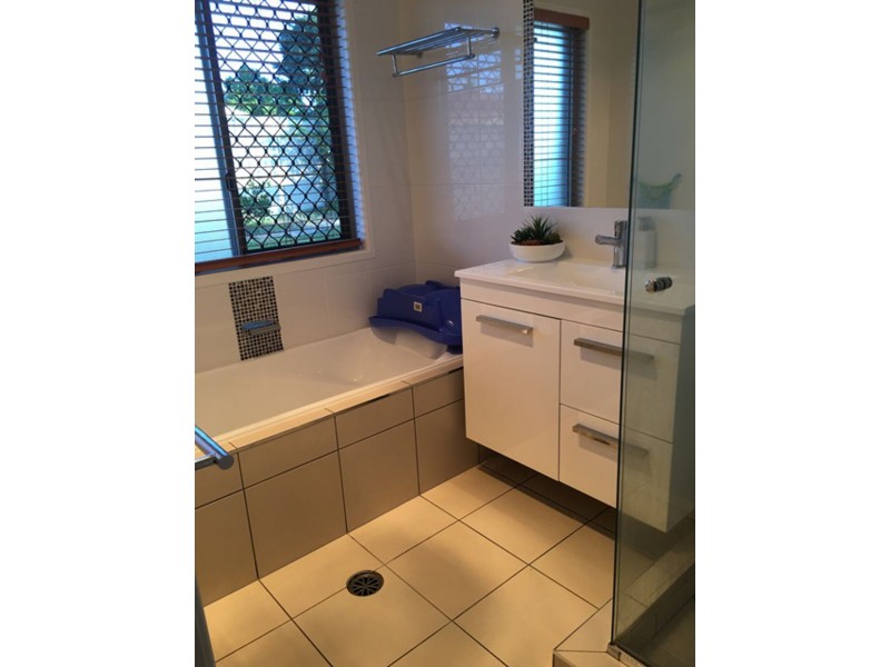 6 SCARLETTI COURT, Burpengary QLD 4505