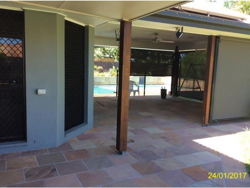30 Inverpine, Petrie QLD 4502