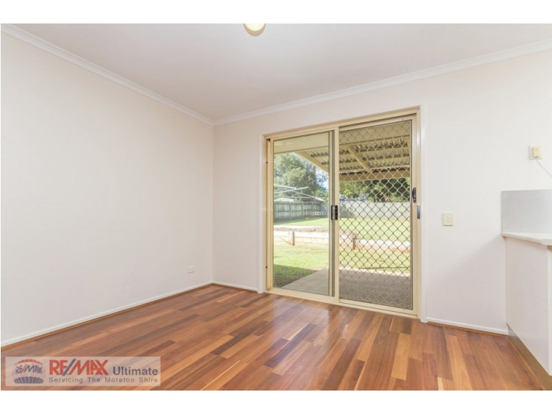 9 Paul Place, Glass House Mountains QLD 4518