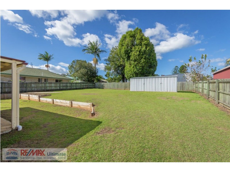 9 Paul Place, Glass House Mountains QLD 4518