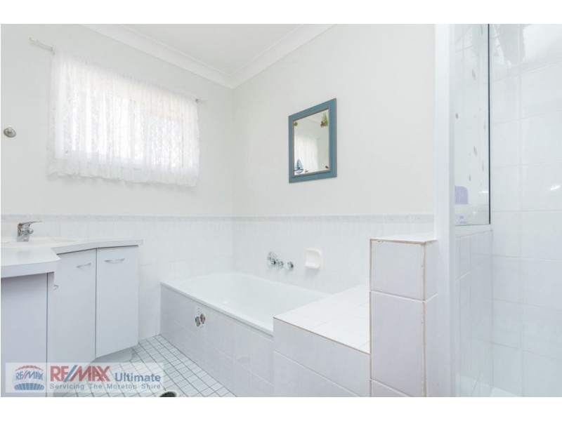 37 Cook Avenue, Caboolture QLD 4510