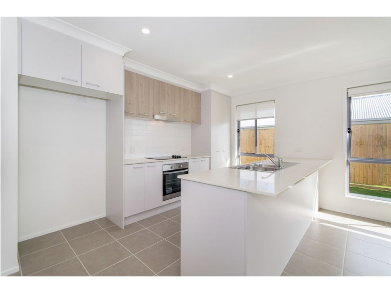 34 Emerald Street, Burpengary East QLD 4505