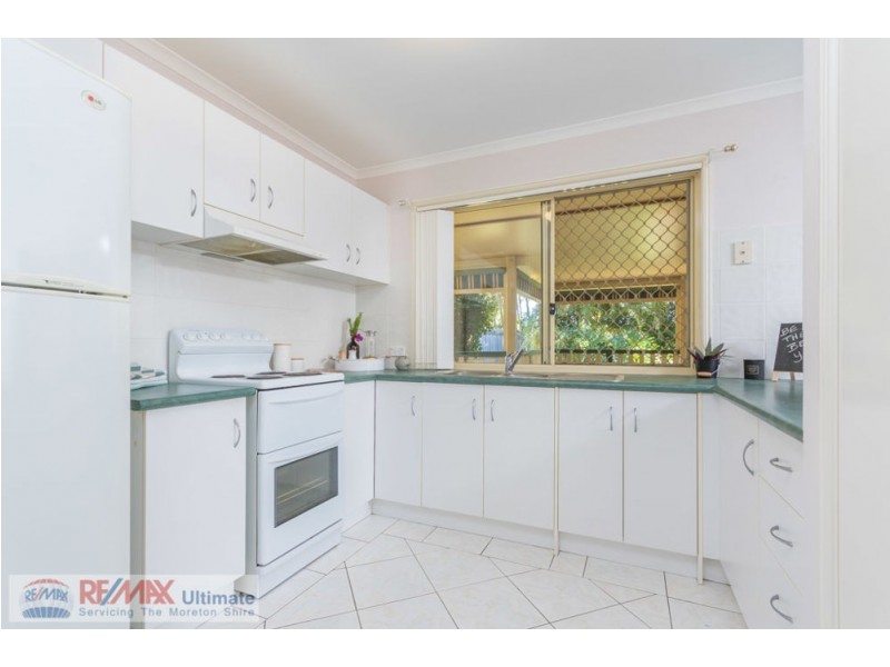 16 Blaxland Place, Narangba QLD 4504