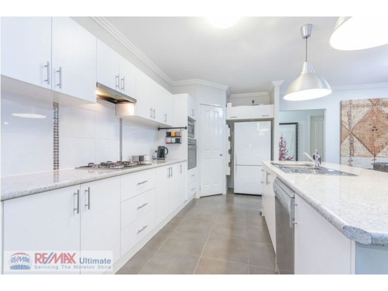 34 Affleck Avenue, Petrie QLD 4502