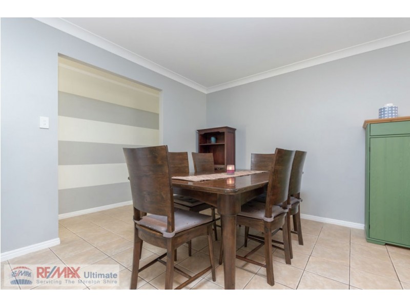 12 Sutherland Crescent, Morayfield QLD 4506