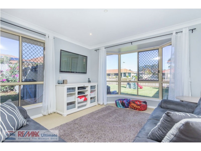 12 Sutherland Crescent, Morayfield QLD 4506