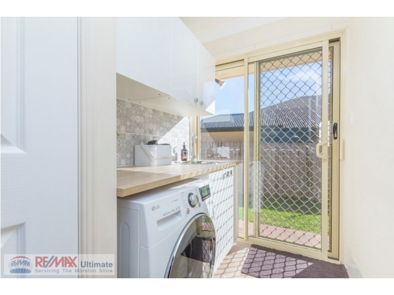 12 Sutherland Crescent, Morayfield QLD 4506